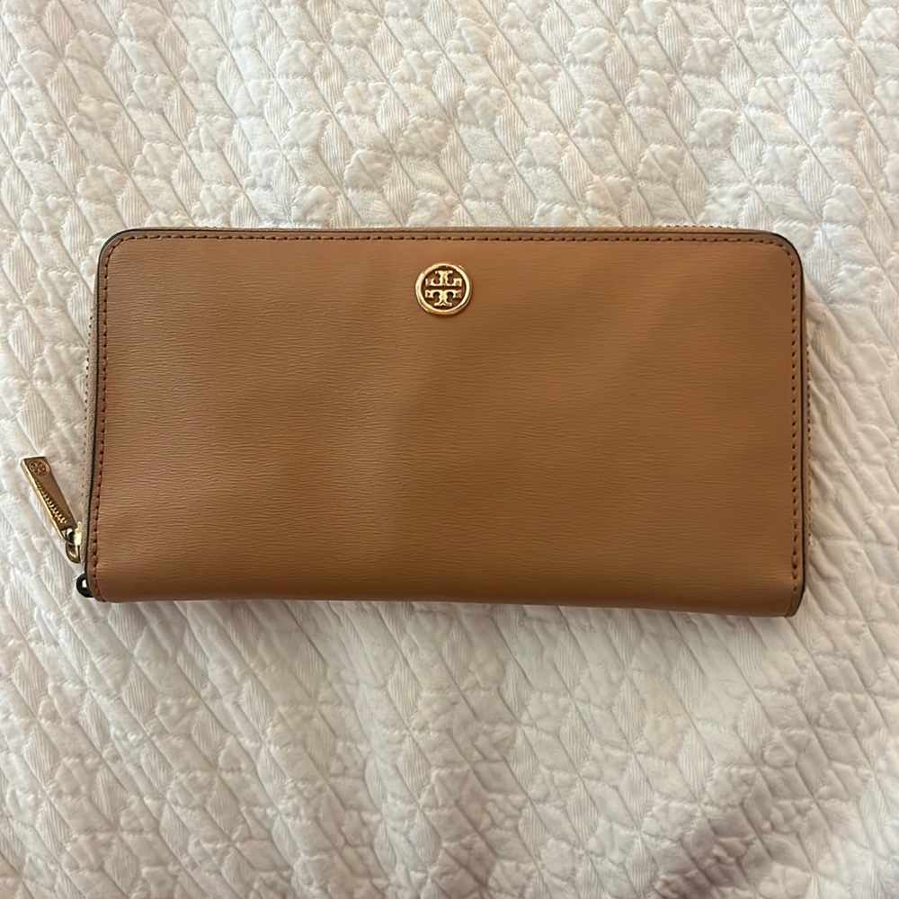 Tory Burch Wallet